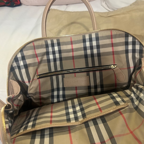 Burberry purse - Picture 4 of 5